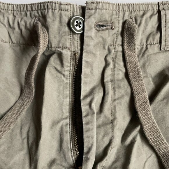 Todd Snyder Garment-Dyed Cargo Pant in Faded Surplus - Size L - Picture 4 of 6